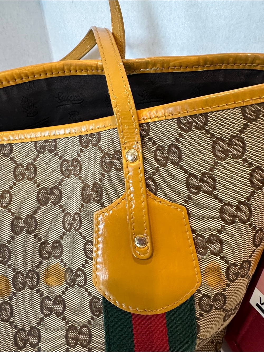 ‼️FIRM‼️Gucci Tote - Former Project Piece
11” x 10” x 3”
Customized - Picture 3 of 16